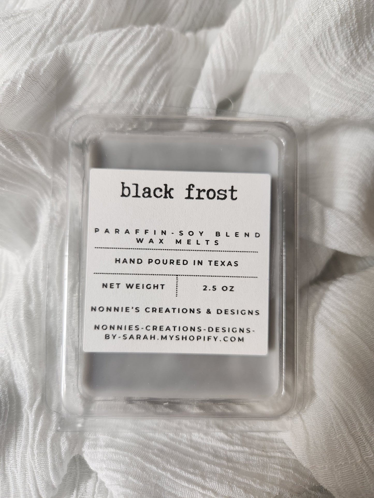 Masculine, Leather, Woodsy, Earthy, & Herbal Scent Wax Melt Clam Shell