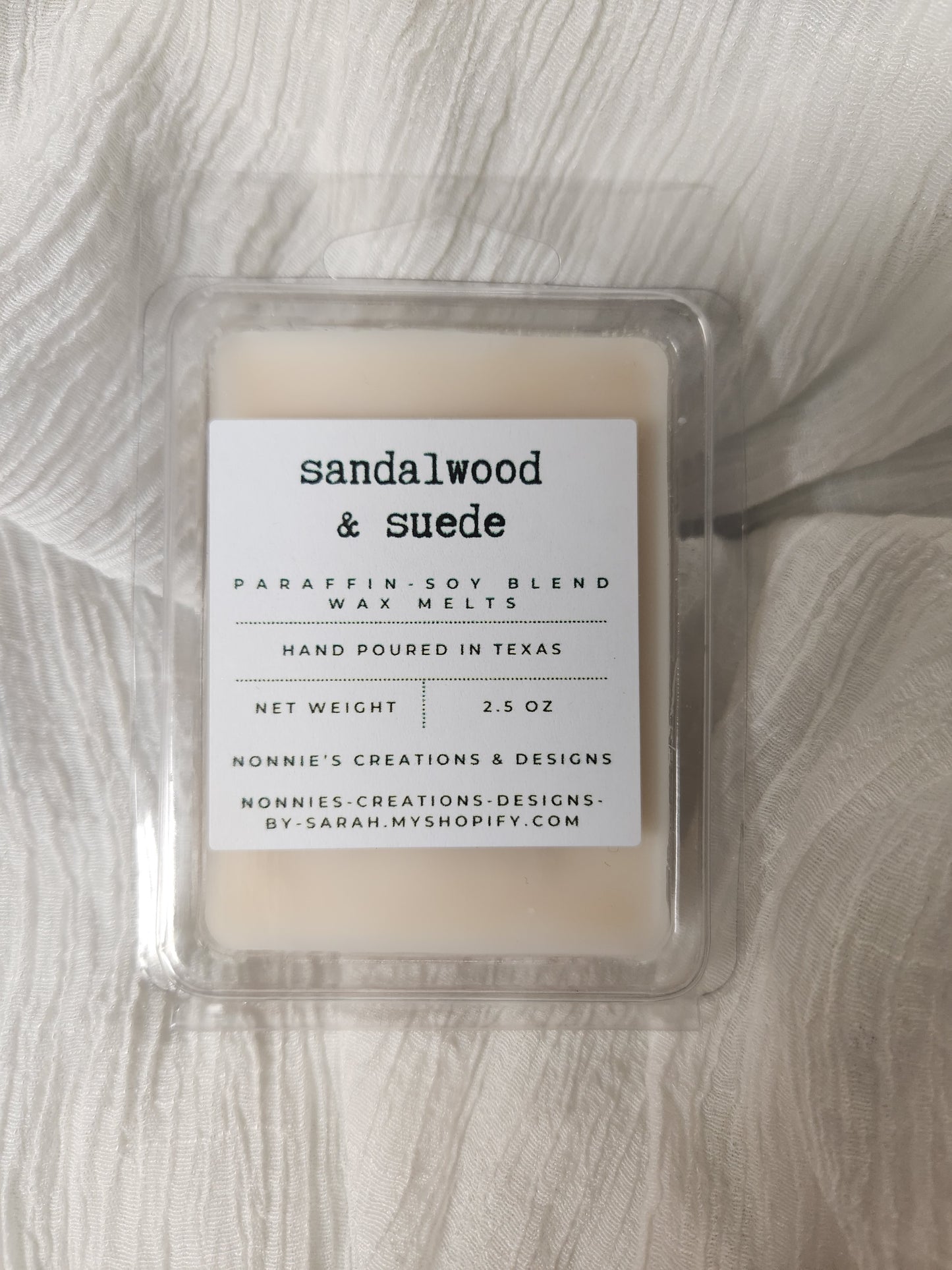 Masculine, Leather, Woodsy, Earthy, & Herbal Scent Wax Melt Clam Shell