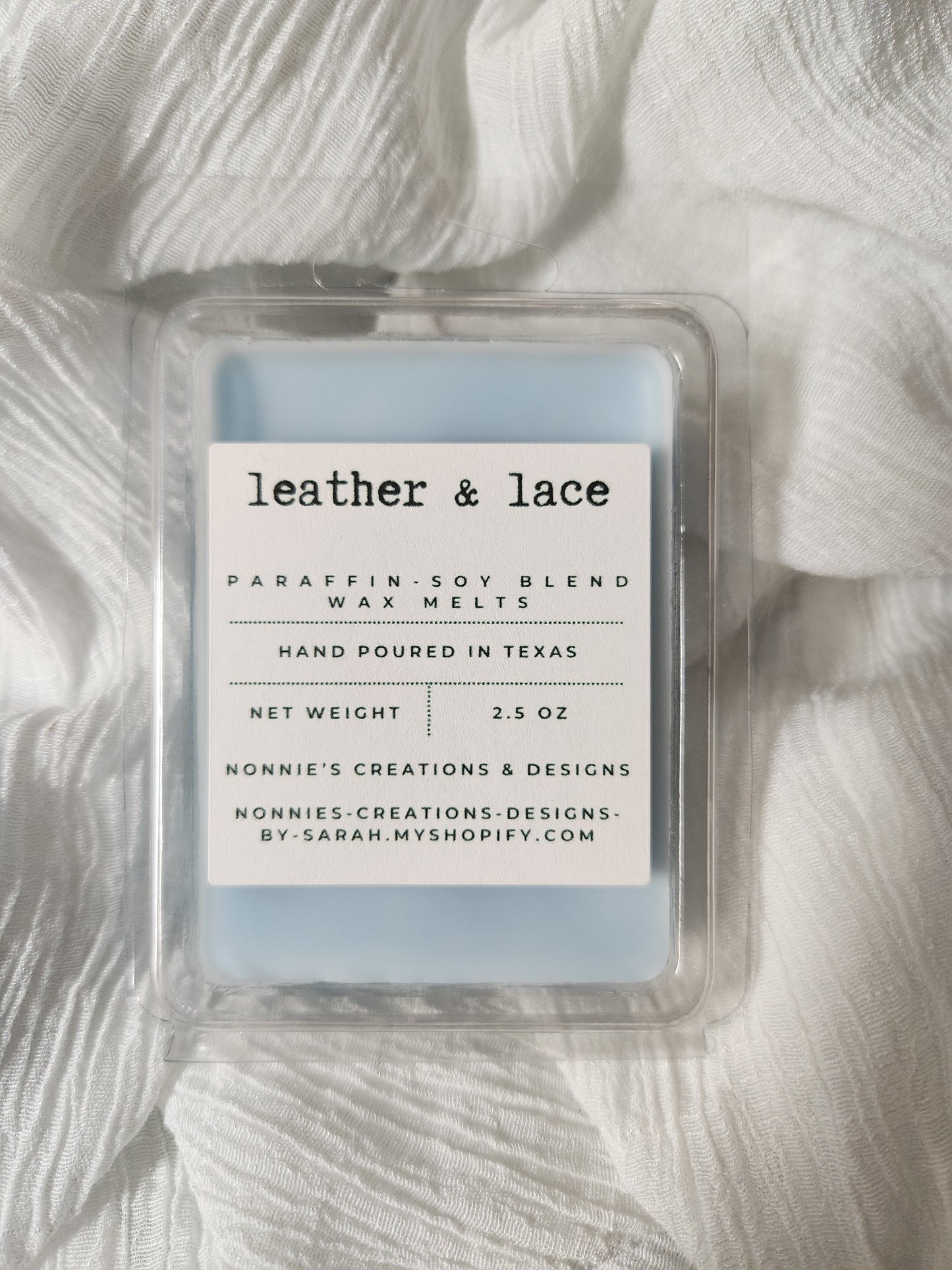 Masculine, Leather, Woodsy, Earthy, & Herbal Scent Wax Melt Clam Shell